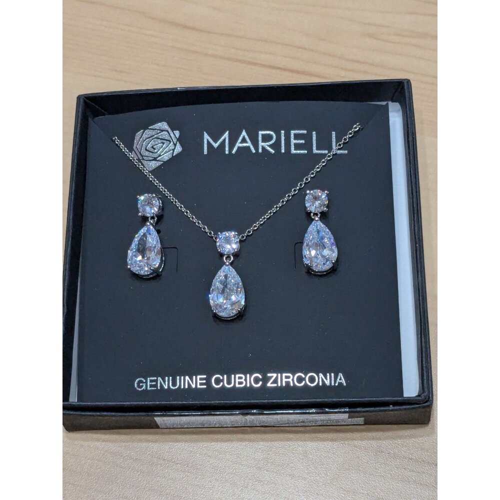 Mariell Pear Shaped CZ Teardrop Necklace & Earrings Jewelry Set 17 in + Extender